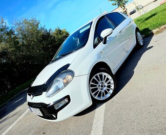 Fiat Punto EVO 1 4 benzín - 3