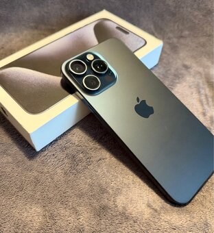 iPhone 15 Pro Max, Blue Titanium - 3