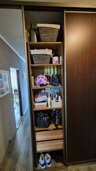 Vstavaná skriňa - 3