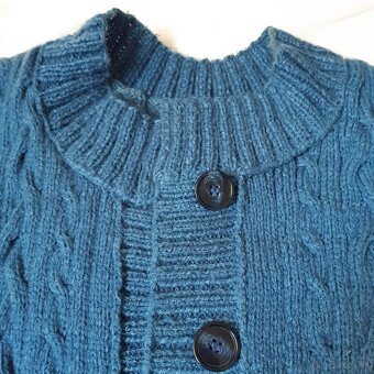 Dva damske rucne pletene svetre vel. M / L - 3