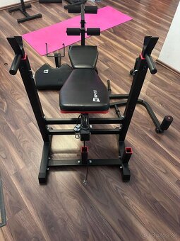 Posilňovacia lavica - 3