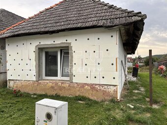 ZNÍŽENÁ CENA  Predaj chalupy Uhrovec - 3