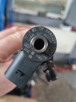 VW-AUDI-SKODA-SEAT 2.0 TDi  TRYSKY   04L130277AE - 3