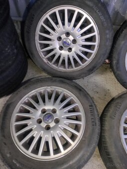 4ks alu disky orig. Volvo 5x108 r16 pneu 205/55 r16 5mm - 3