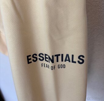 Essentials S20 Butter Cream Hoodie - 3