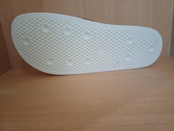Šľapky Adidas - 3