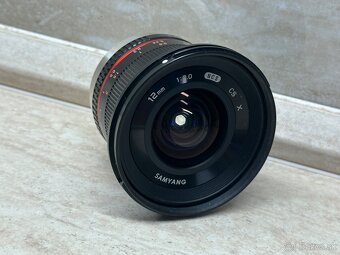 Samyang 12mm f/2 NCS CS Fujifilm X - 3