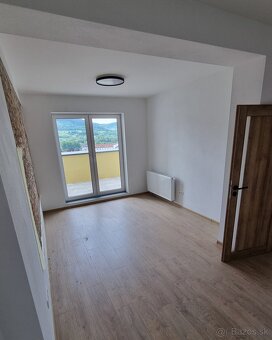 Moderný 3-izbový byt č. 47 s veľkou terasou v centre Bytče – - 3