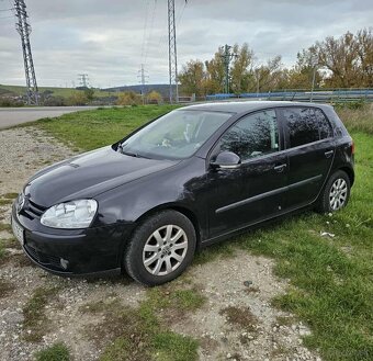 Volkswagen Golf 5 - 3