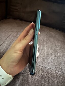 Samsung Galaxy S22 - 3
