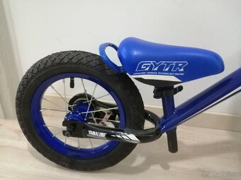 YAMAHA - 3