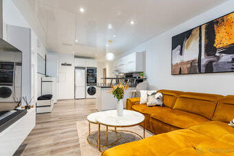 NA PREDAJ 2 IZBOVÝ BYT PO KOMPLETNEJ REKONŠTRUKCIÍ - 3