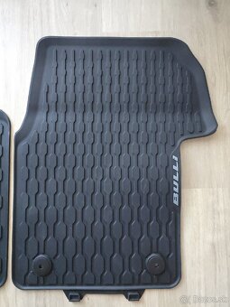 VW Multivan T7 gumové rohože - 3