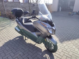 Predám Honda Forza 300 - 3
