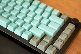 Klavesnica Glorious GMMK Pro + Gateron Ink Black - 3