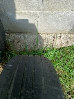 Aplus 215/60r16 - 3