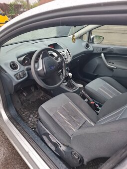Predám Ford fiesta 1.6 tdci 2009 - 3