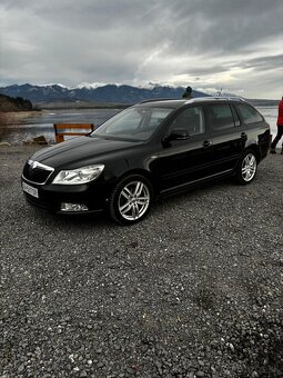 Skoda Octavia 4x4,DSG Laurin&Klement 2012 - 3