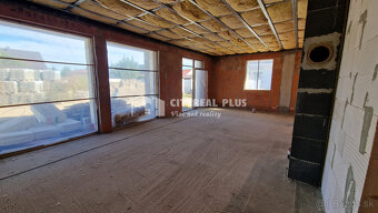 Na Predaj 4 izbová NOVOSTAVBA na 763m2 pozemku Nové Zámky - 3