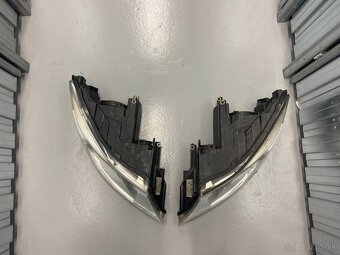 Škoda Octavia 2 2012 facelift Predne svetlomety - 3