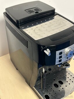 Automatický kávovar DeLonghi Magnifica S - 3