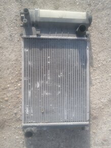 bmw E36 chladic na vodu - 3