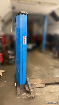 Dvojstlpovy zdvihak - 3