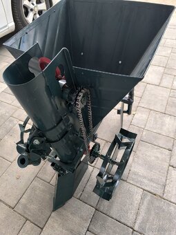 Sadzač zemiakov - 3