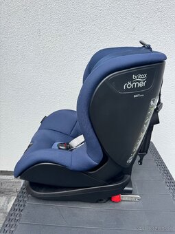 Britax Römer Trifix 2 i-Size Night Blue - 3