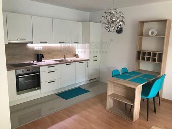 NOVOSTAVBA 2 izbový byt kompletne zariadený + parkovacie st - 3