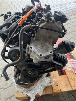 Predám motor 1.2 HTP AWY 40kw - 3