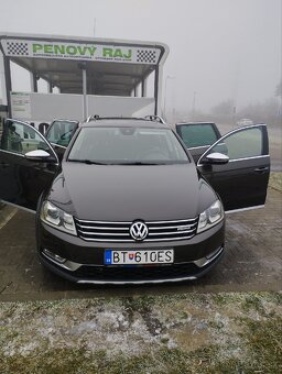 Volkswagen B7 Alltrack, rok 2013 Cena 8500 - 3