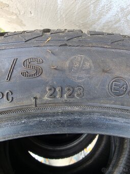 Pneu 225/40 R18 - 3