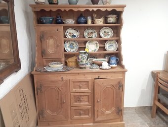 Kredenc ,masív , - 3