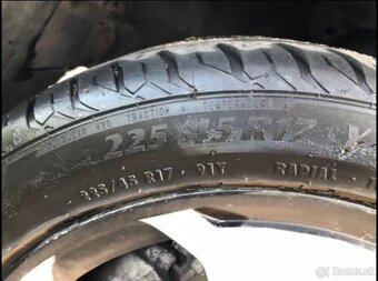 Kolesa 225/55R17 - 3