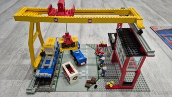 LEGO 4555 9V Train - Cargo Station - 3