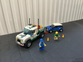 LEGO CITY: Pickup Tow Truck 60081 - 3