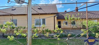PREDAJ: Rodinný dom s pozemkom - HOLIARE, EXKLUZÍVNE U MŇA - 3