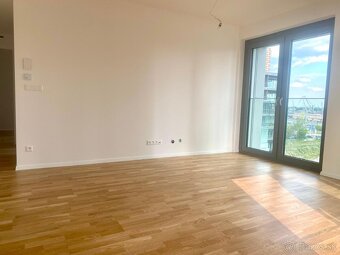 NA PREDAJ 3 IZBOVÝ BYT S BALKÓNOM V PRESTÍŽNOM KOMPLEXE  MET - 3