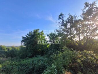 NA PREDAJ POZEMOK 741m2, BOŠÁCA - 3