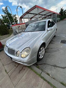 Mercedes benz w211 - 3
