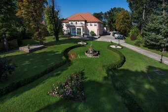 EXKLUZÍVNE - PREDAJ - HOTEL Liptovský Ján, 25 izieb, 7334 m2 - 3