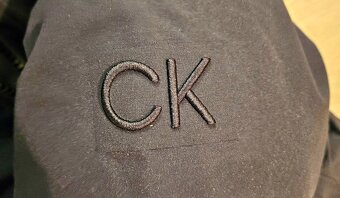 CALVIN KLEIN NOVÁ ZIMNÁ BUNDA L - 3