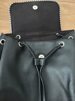 Čierny dámsky ruksak PRIMARK - 3