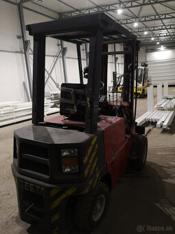 Čelný vozík DESTA 32A - 3