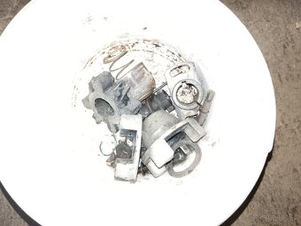 Predám Čerpadlo Zetor super 50 - 3