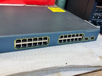 CISCO Catalyst 3560 series PoE-24 - 3