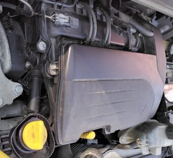 Predám MOTOR D4FD7 RENAULT 1.2 DVERE RENAULT CLIO - 3