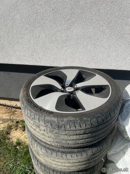 Audi elektrony + 255/35 R20 5x112 - 3