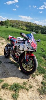 Honda CBR 1000RR HRC Fireblade 2013 - 3